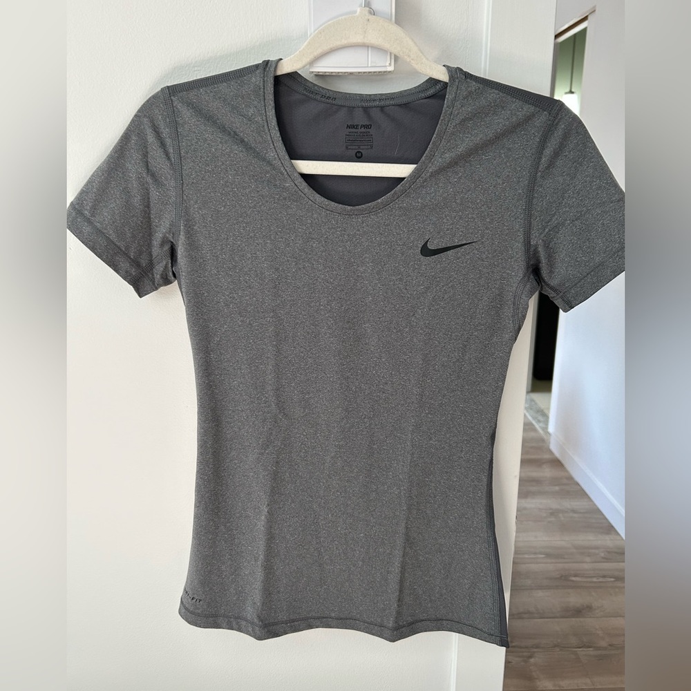 Nike t-shirt